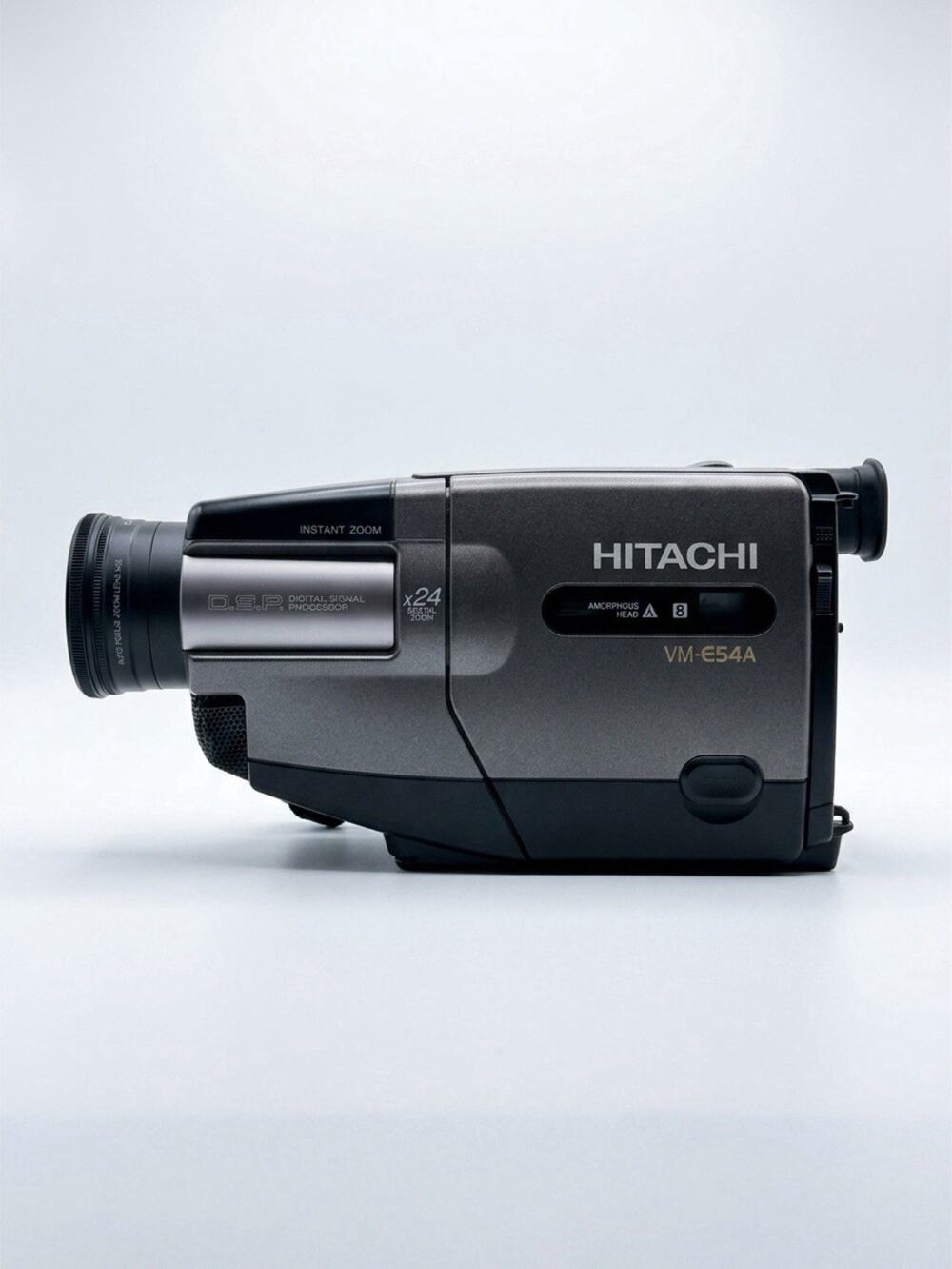 Hitachi VM-E54A 24X Digital Zoom Cam Cord VHS Movie Camera Recorder Vintage